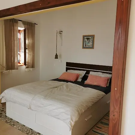 Zen Apartment *